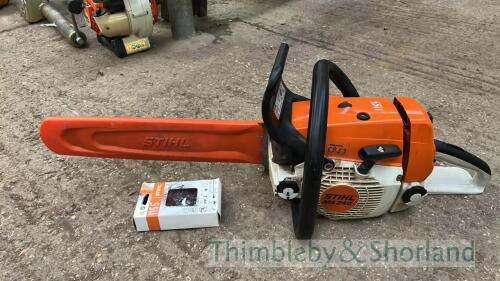 Stihl MS240 chain saw 16in bar and chain