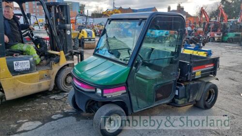 Cushman Turf Truckster with cab and cargo box 4326 hrs