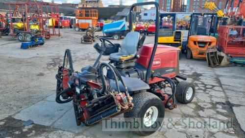 Toro Reelmaster 5510-D 4 wheel drive 5 unit ride 5137 hrs