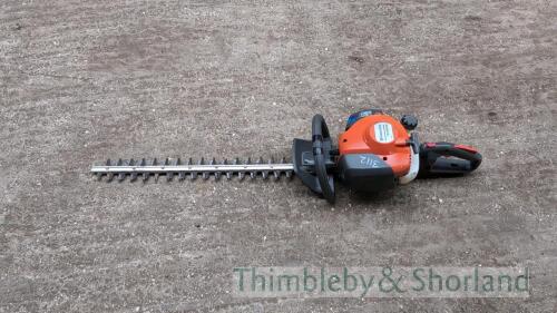 Husqvarna 122 HD60 hedge cutter