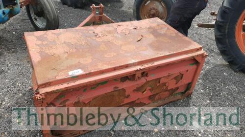 Tractor mounted transport box