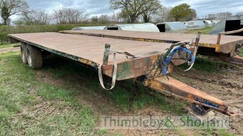 32ft twin axle flat trailer