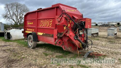 King Hurricane SD10E Straw Spreader