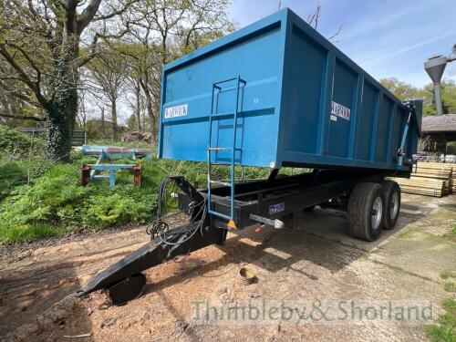 Warwick 12T twin axle tipping trailer