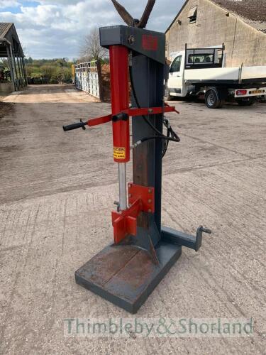 Rosewell 10 tonne 3 point link log splitter (2014)