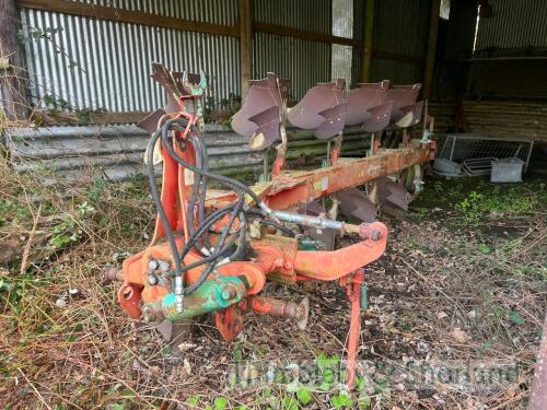 Kverneland 5 furrow reversible plough