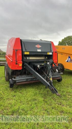 Kuhn FB2135 round baler