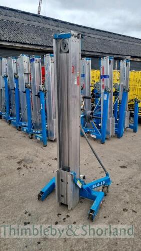 Genie SLA15 material lift E119951