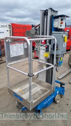 Genie AWP 205 access lift B115206