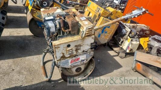 Terex MBR71 pedestrian roller