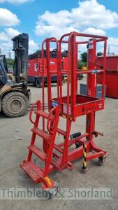 Quickstep 200 access platform MA1067315