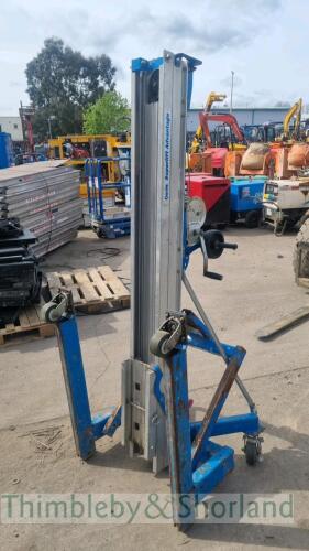 Genie SLA15 material lift