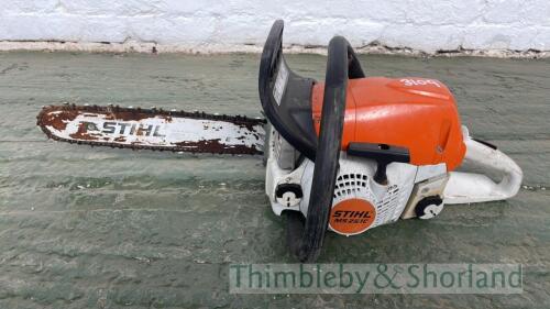 Stihl MS251C chain saw