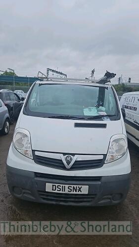 VAUXHALL VIVARO 2900 CDTI 113 LWB - DS11 SNX.