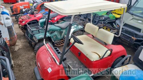 Yamaha petrol golf buggy