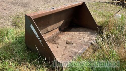 Cherry grain bucket (JCB brackets)