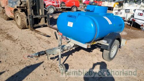 Trailer Engineering poly water bowser A948771