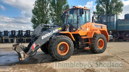 Doosan DL250.5 loading shovel (2019)