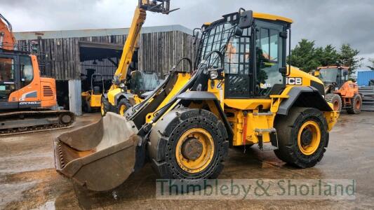 JCB 411 loading shovel (2017)