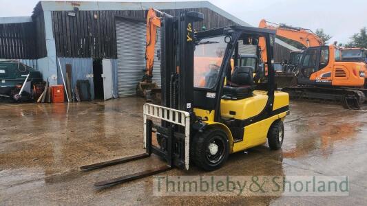 Yale GDP 35VX diesel forklift (2011)