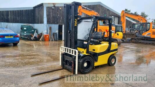 Yale GDP 35VX diesel forklift (2012)