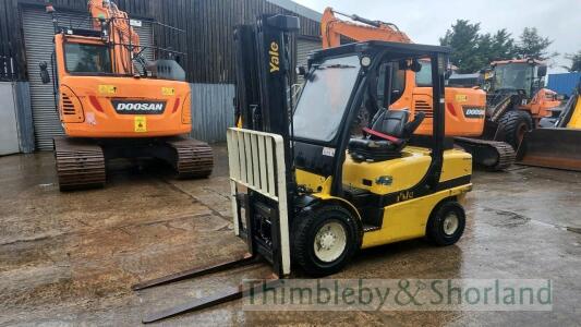 Yale GDP 35VX diesel forklift (2014)