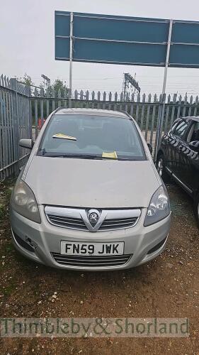 VAUXHALL ZAFIRA LIFE - FN59 JWK.