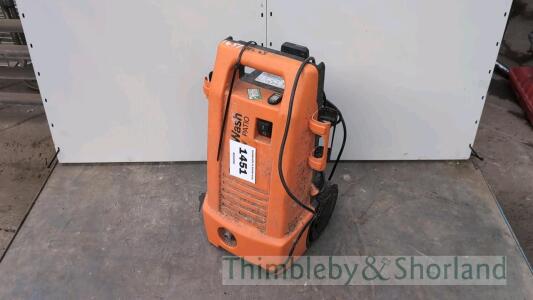 Vax Powerwash pressure washer