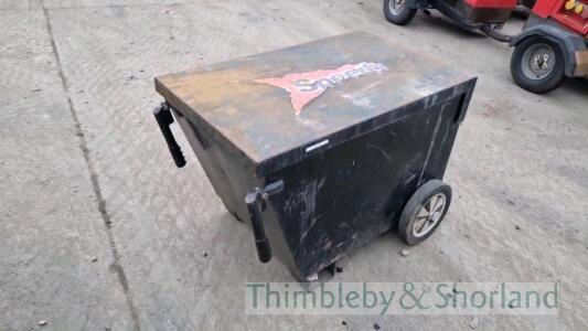 Barrow box MA1040353