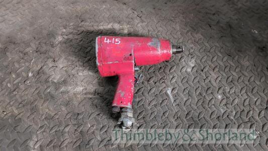 Air impact wrench