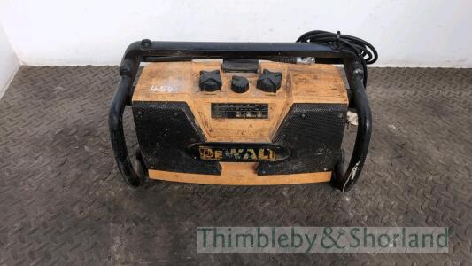 Dewalt radio