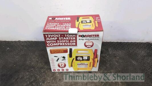 12v jump starter with 250 psi compressor