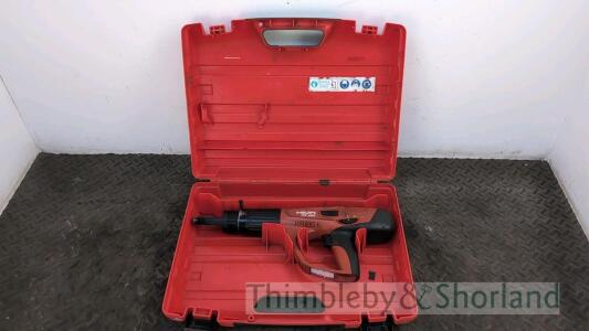 Hilti DX460 nail gun