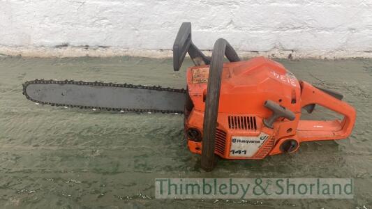 Husqvarna 141 16in chain saw