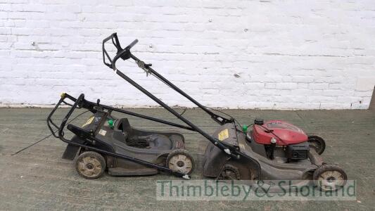 2 Honda HRX 537 mowers (2021)