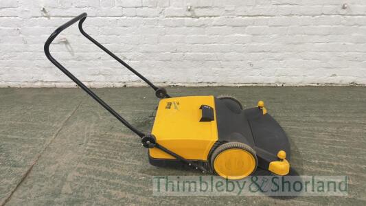 Wap Terra 802 push sweeper