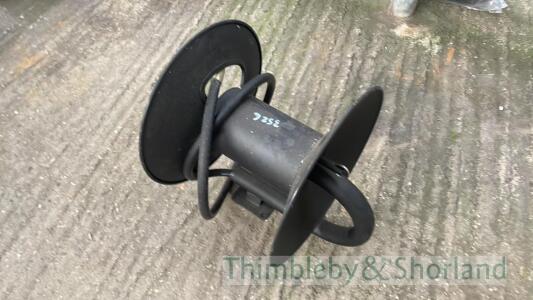 Industrial pressure washer hose reel