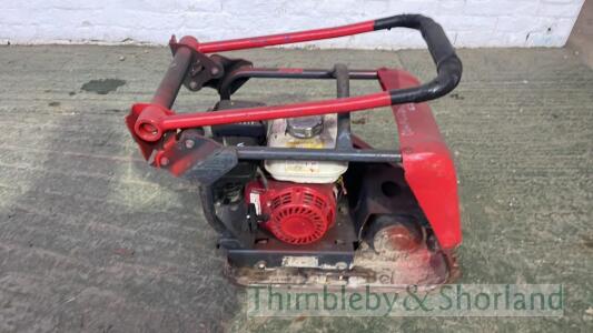 Belle 16in plate compactor CO4FC401050072