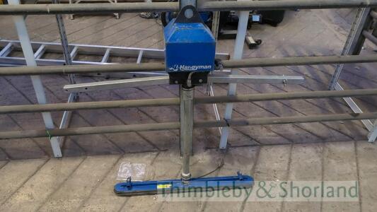 Handyman Alvac slab lifter