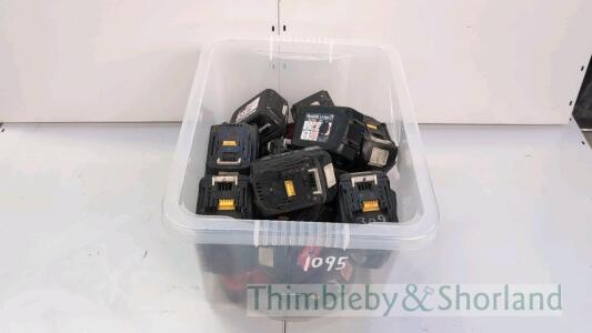 Quantity of Makita and Bosch batteries