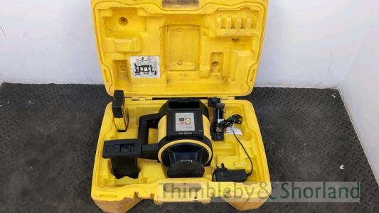 Leica Rugby 820 laser level