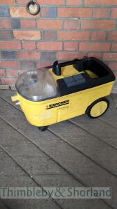 Karcher Puzzi cleaner