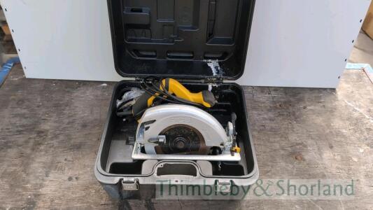 JCB circular saw 240v