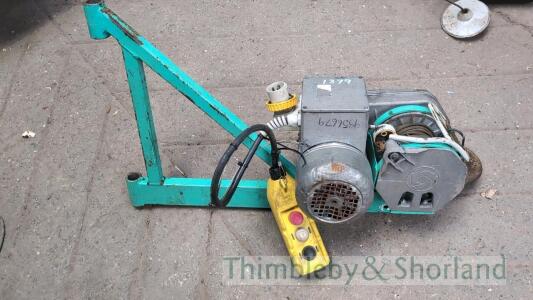 Imer ES150 electric scaffold winch