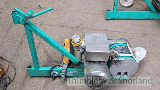 Imer ES150 electric scaffold winch