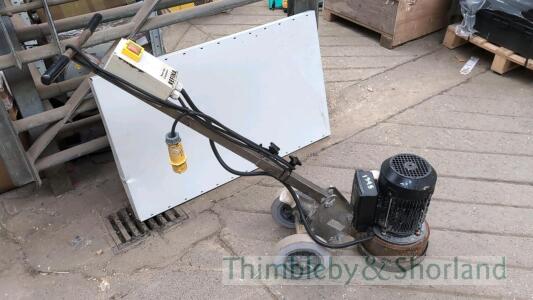 Refina 110v floor grinder