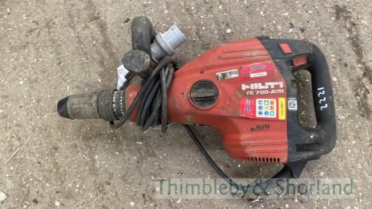 Hilti TE700 breaker