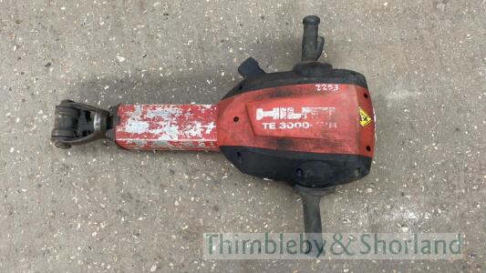 Hilti TE3000 breaker