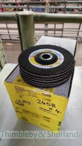 4 boxes of Klingspor grinding discs