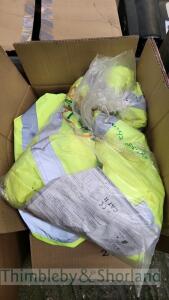 3 yellow hi vix coats - XXL